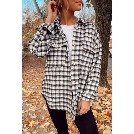 Black Plaid Print Chest Pockets Buttoned Tunic Shacket