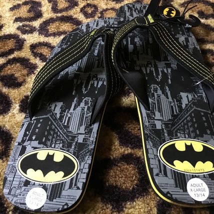 Batmam Men's "GOTHAM CITY" Flip Flops Sandals Shoes Size XL 13/14