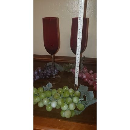 VINTAGE RUBY RED CHAMPAGNE LONG STEMMED FLUTE GLASSES SET OF 2 STUNNING