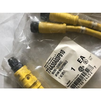 NEW BRAD HARRISON 774A30A03F010 WOODHEAD MICRO-CHANGE 4P/4W MALE/FE 1' AC,AG
