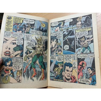 DC COMICS JUSTICE LEAGUE OF AMERICA #129 APR 1976 (VFN) COMIC (LL)