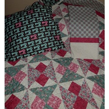 Quilt Braving the Rosy World of Sewing with Pillowcase,Throw Pillow Cover 031509