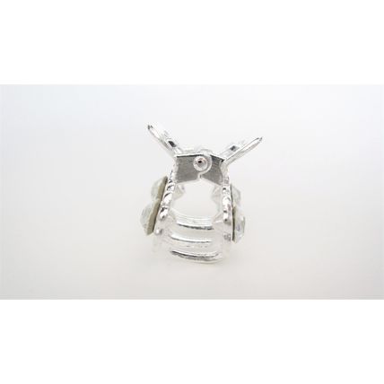 Small shiny silver metal three flowers hair claw clip with crystals