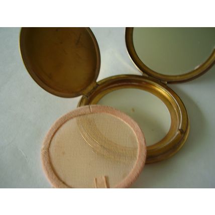 Vintage Stratton Powder Compact Flowers Rose Violet Valley-Lily 1950's In Hand