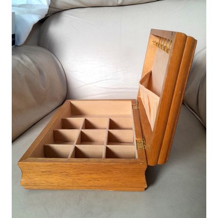 Vintage Wooden Mele Jewellery Box