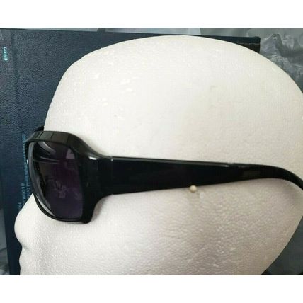 2 Pair of Ladies Sunglasses Plastic Frames 1 Pair Fashion & Polarized