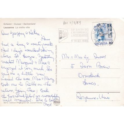 Lausanne La Vieille ville Switzerland postcard unused posted 1989 crease