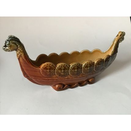 3 Wade Viking Boat Whimtray Dish Boxer Dog Scallop Vase GC