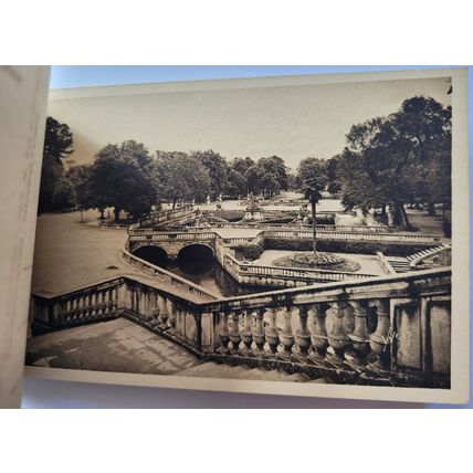 Postcards Nimes, France. Book of 20. Unposted