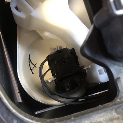Land Rover LR2 Headlight Adaptive BI-XENON HID Right OEM LR057307
