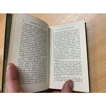 1920 JOHN RUSKIN "SESAME AND LILIES" SMALL ANTIQUE HARDBACK BOOK (P3)