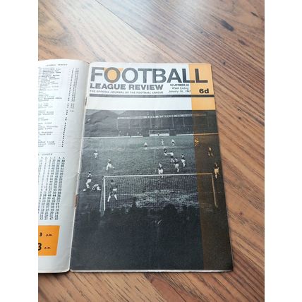 1966/67 Wolverhampton Wanderers / Wolves vs Carlisle United **FREE P&P**