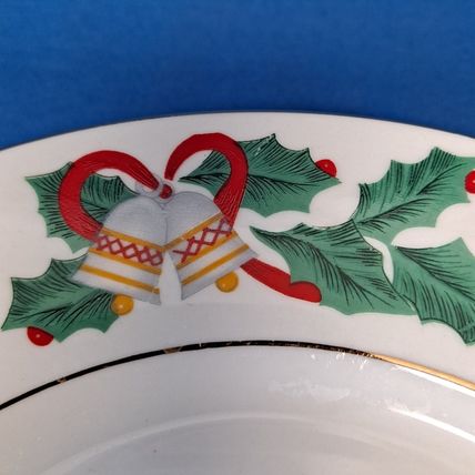 Lot 4 Royal Majestic CHRISTMAS EVE 7 1/2" Salad PLATES China Dessert Holly Horn