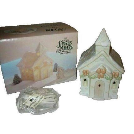 Precious Moments Sugar Town Chapel Night Light by Precious Moments