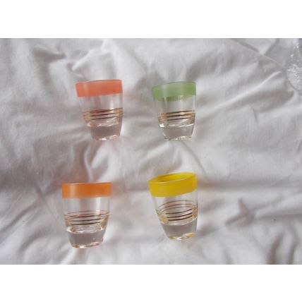 GLASSES /WHISKEY DRINKING GLASSES YELLOW BANDED X 4 (14/07)