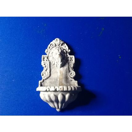 Lion Head Fountain 1:12th scale miniature