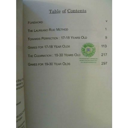 THE SPANISH SOCCER COACHING BIBLE HIGH SCHOOL & COLLEGE by L RUIZ English lang