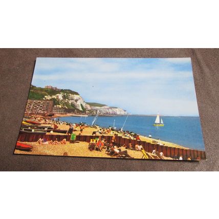 1960s Postcard - Beach scene - Dover, Kent