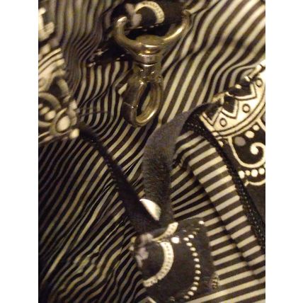 Thirty One Medallion Paisley Black White Floral XLarge Shoulder Bag Tote