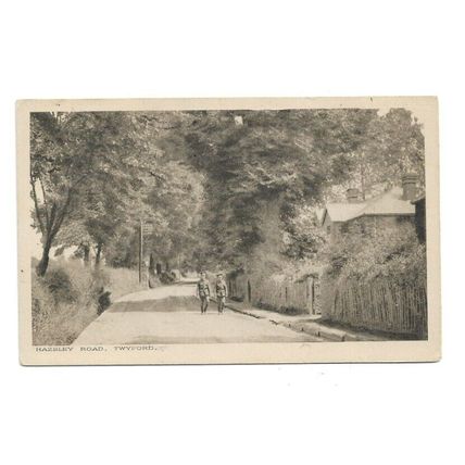 Hazeley Road, Twford,, Berkshire, Postcard.