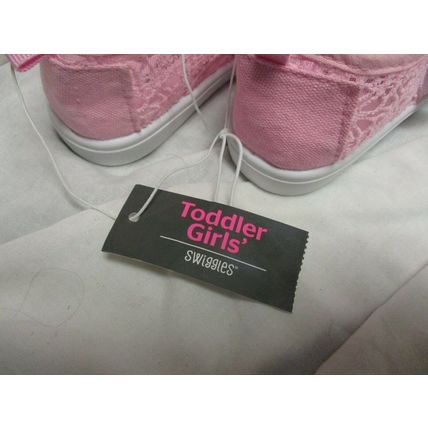 Toddler Girls Canvas Slip-On Hot Pink Shoes Size 9 Toddler