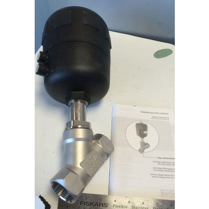 NEW 1 1/4" NPT Burkert 2000 A 32.0 PIPE VA, G1 1/4 PMED PILOT CLASS 150 PN25,BK
