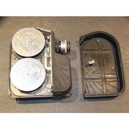 Model AB Univex 8MM Cine Camera Vintage Art Deco Universal Camera