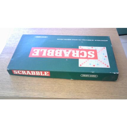 SCRABBLE Original Board Game - VINTAGE & COMPLETE