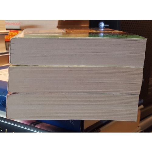 3 PB in A Book Collector Mystery series by Victoria Abbott~The Christie Curse +2