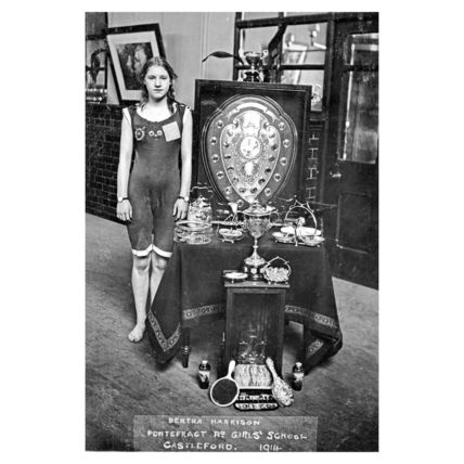 pt6811 - Bertha Harrison of Castleford Girls School , Yorkshire - print 6x4