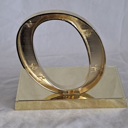 Metal GOLD Colored Letter O Christmas STOCKING HANGER Holder Mantel Hook Holiday