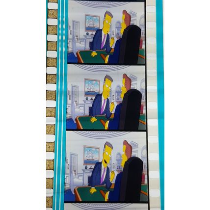Simpsons Movie. Pk FE FE - 065mm. 1 STRIP OF 5 - 35MM FILM CELLS