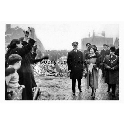 pu0100 - King George VI & Queen Elizabeth at Coleford Rd Darnall - print 6x4