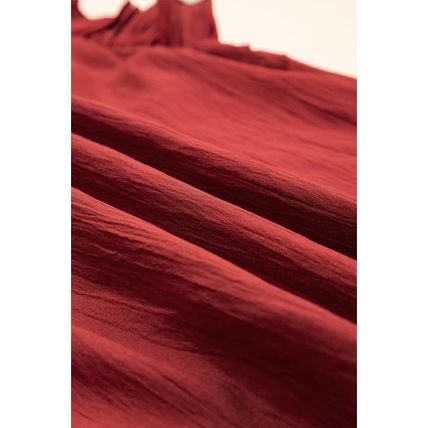 Red Dahlia Solid Color Pleated Detail Ruffle Short Sleeve Blouse
