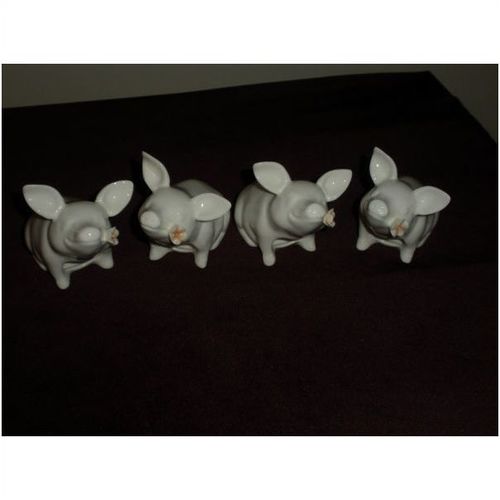 4 Pig Napkin Rings