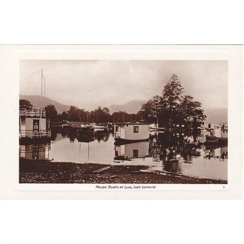 House Boats At Luss Loch Lomand Argyllshire Postcard (ARL6895)