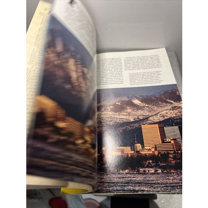 National Geographic Magazine March 1988 Anchorage - Vintage Collectable....p