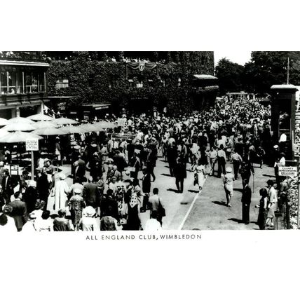 Tennis Fans Arriving At All England Club Wimbledon Rare Real Photo Postcard