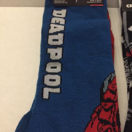 NEW Marvel Deadpool Unisex Crew Socks Size 6-12 & 9-13