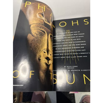 National Geographic Magazine April 2001 Pharaohs Of The Sun -Vintage Collectable