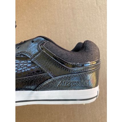 AIRWALK MUSE Women's Size 10, 90's style sneaker, skate shoe, new w/ box & tags
