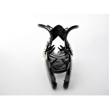 Black and silver metal design hair claw clip for fine, thin hair