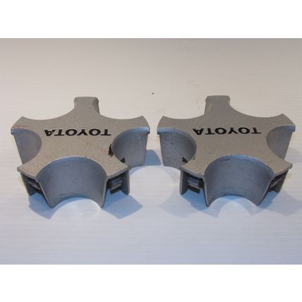 1986 - 1992 Toyota Supra Mk3 Wheel Center Cap Pair OEM 716958 87 88 89 90 91