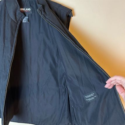 Kirkland Signature Mens L Soft Shell Vest Water-Resistant Zip Pockets Sleeveless