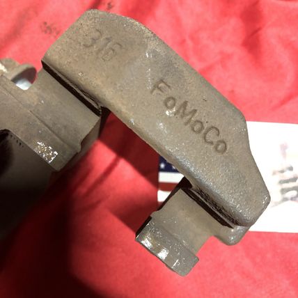 Land Rover LR001014 LR2 Front Brake Caliper Bracket + Hardware Fits Left Right
