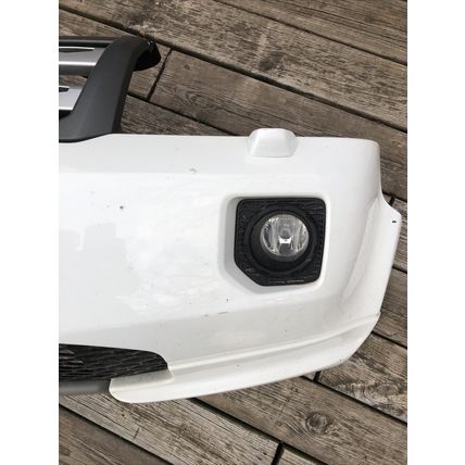 2011-2012 Land Rover LR2 Front Bumper Cover + Fog Lights LR034177 Fiji White OEM