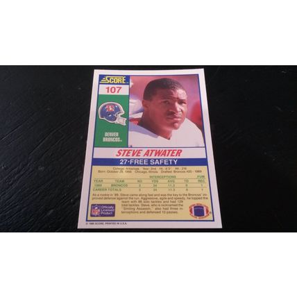 1990 Score Football Card # 107 Steve Atwater Excellent-Mint (6) Denver Broncos