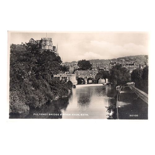 PULTENEY BRIDGE & RIVER AVON, BATH. unused vintage postcard by Harvey Barton =