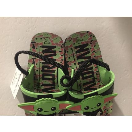 NEW Star Wars Toddler Boys Mandalorian Flip Flops, Size 11/12