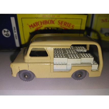 Matchbox - No29 Bedford Milk Truck - new copy box -